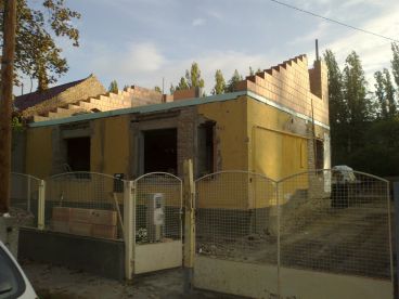 Családi ház átalakítás bővítés